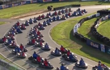 Verstappeno beprotybė Silverstone: iš 101-os vietos jis prasiveržė iki pergalės