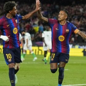 Barcelona“ surengė įvarčių šou: „Racing Santander“ neatsilaikė, o lyderių pozicija dar labiau sutvirtėjo
