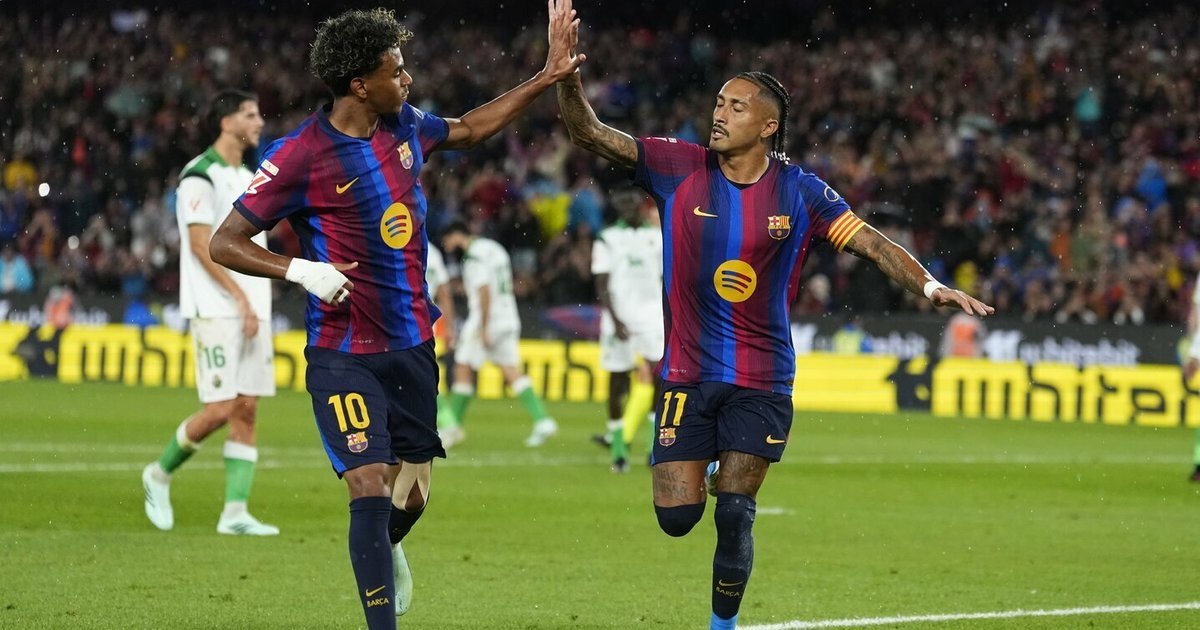 Barcelona“ surengė įvarčių šou: „Racing Santander“ neatsilaikė, o lyderių pozicija dar labiau sutvirtėjo