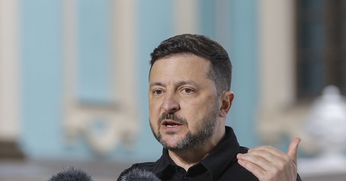 Zelenskis atskleidė Rusijos užnugarį: Šiaurės Korėja galėjo pasiųsti iki 50 tūkst. karių, Kinija – padėti technologijomis