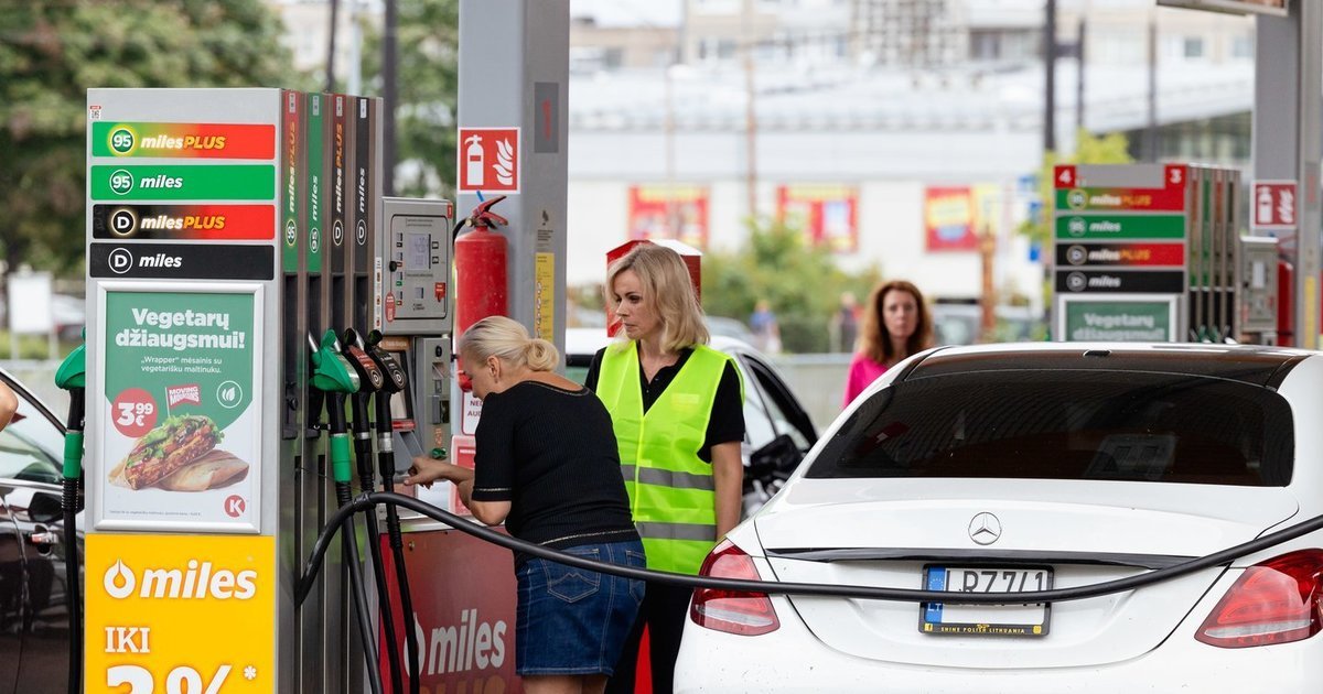 Degalų kainų mazgas Lietuvoje: R. Kuodis įvardijo, ką valdžia galėtų pakeisti