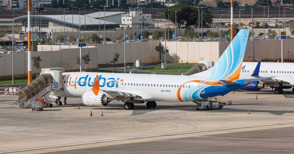 Drama „FlyDubai“ reise į Tel Avivą: keleivė teigia, kad pilotas mėgino sudaužyti lėktuvą