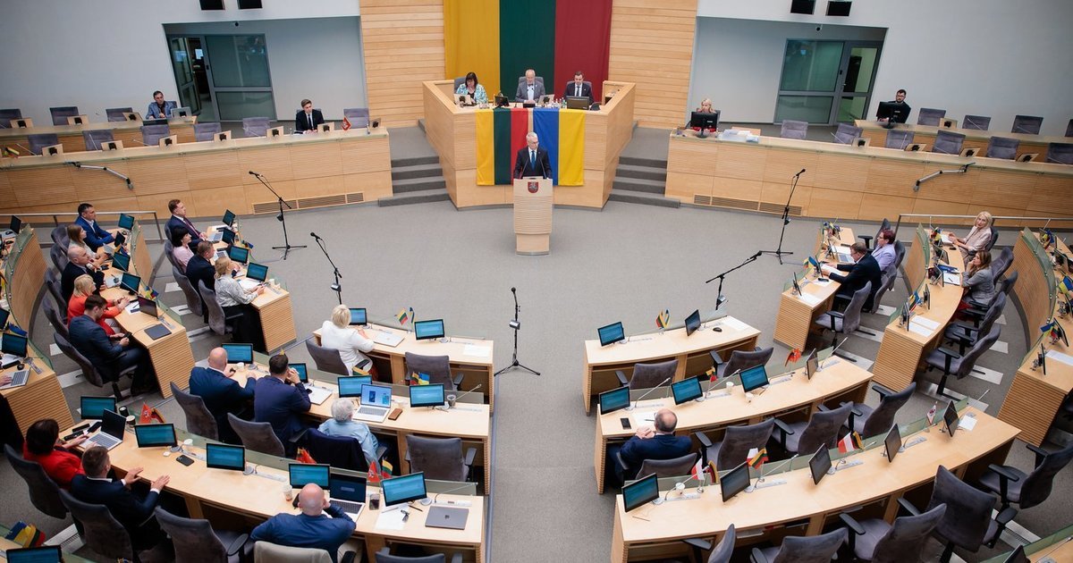Griežtas smūgis kortelių klastotojams: už piktnaudžiavimą negalios lengvatomis grėstų iki 4 metų nelaisvės
