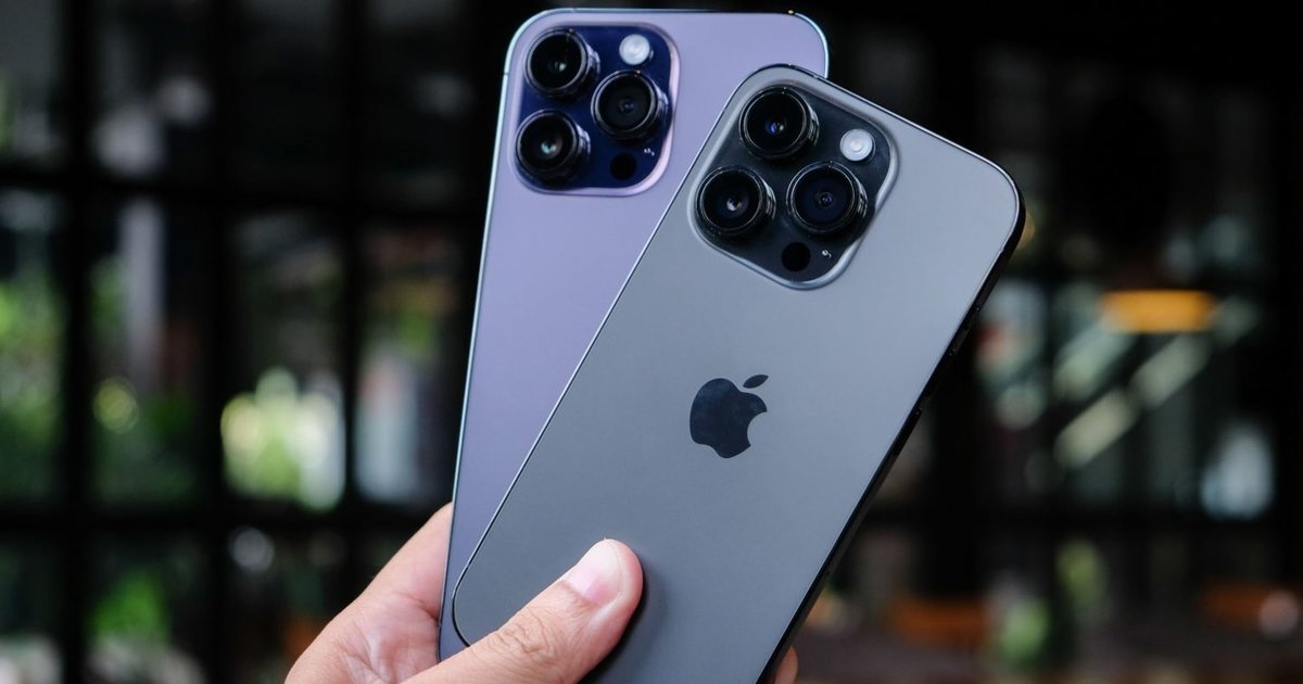 Apple“ siunčia žinią „iPhone“ naudotojams: pristatytas pirmasis sulankstomas „iPhone Duo