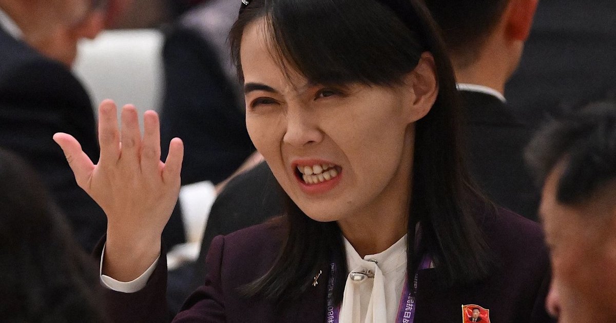 Kim Yo Jong siunčia griežtą žinią: denuklearizacijos viltis pavadino idiotizmu