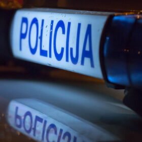 Žinutė „Laukit svečių“ virto ginkluotu išpuoliu: teismas priėmė netikėtą sprendimą