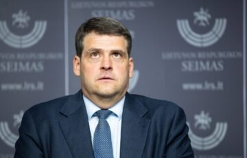 Seime – žingsnis dėl masinio naikinimo ginklų: Žemaitaitis reikalauja atsiklausti žmonių