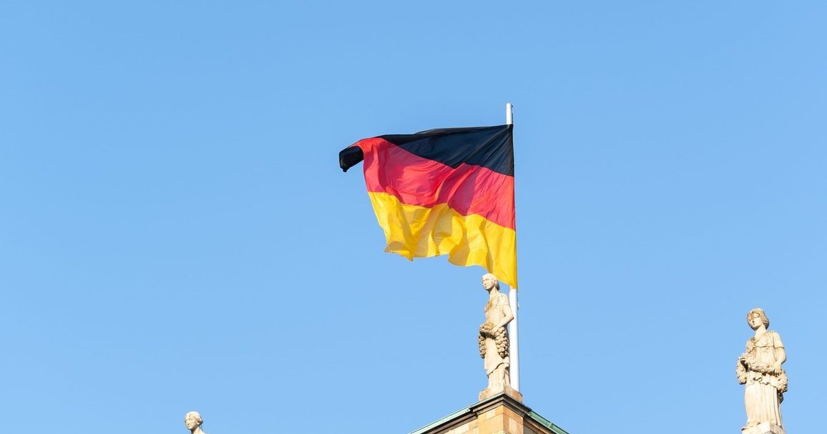 Kruvinas ginklų patikrinimas Bavarijoje: 60-metis nušovė du administracijos darbuotojus