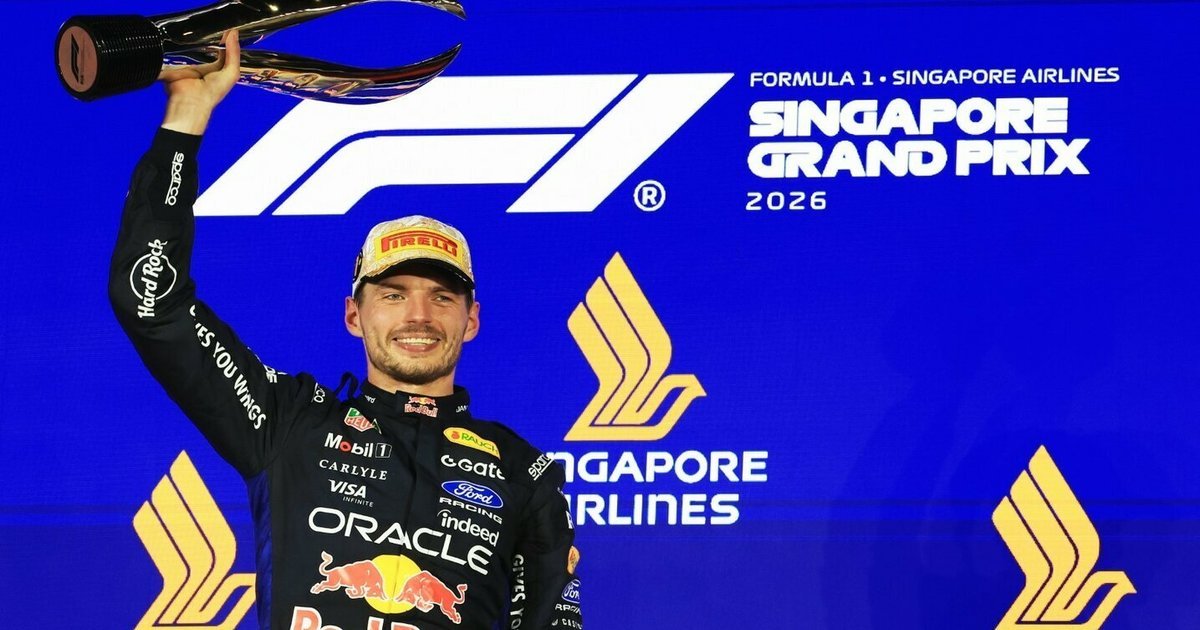 Verstappeno triumfą Singapūre temdė ryšio chaosas: „Red Bull“ jau ruošia naują inžinierių