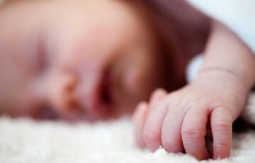 Alytaus ligoninėje – išskirtinė šventė: 300-ąja šių metų naujagime tapo Atėnė