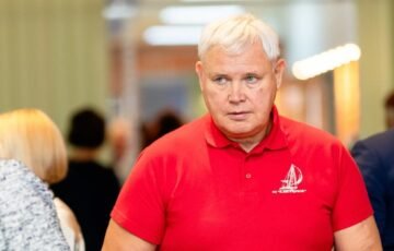 Klaipėda neteko savo šviesos žmogaus: Vytautas Grubliauskas jautriai atsisveikino su Henriku Vaitiekūnu
