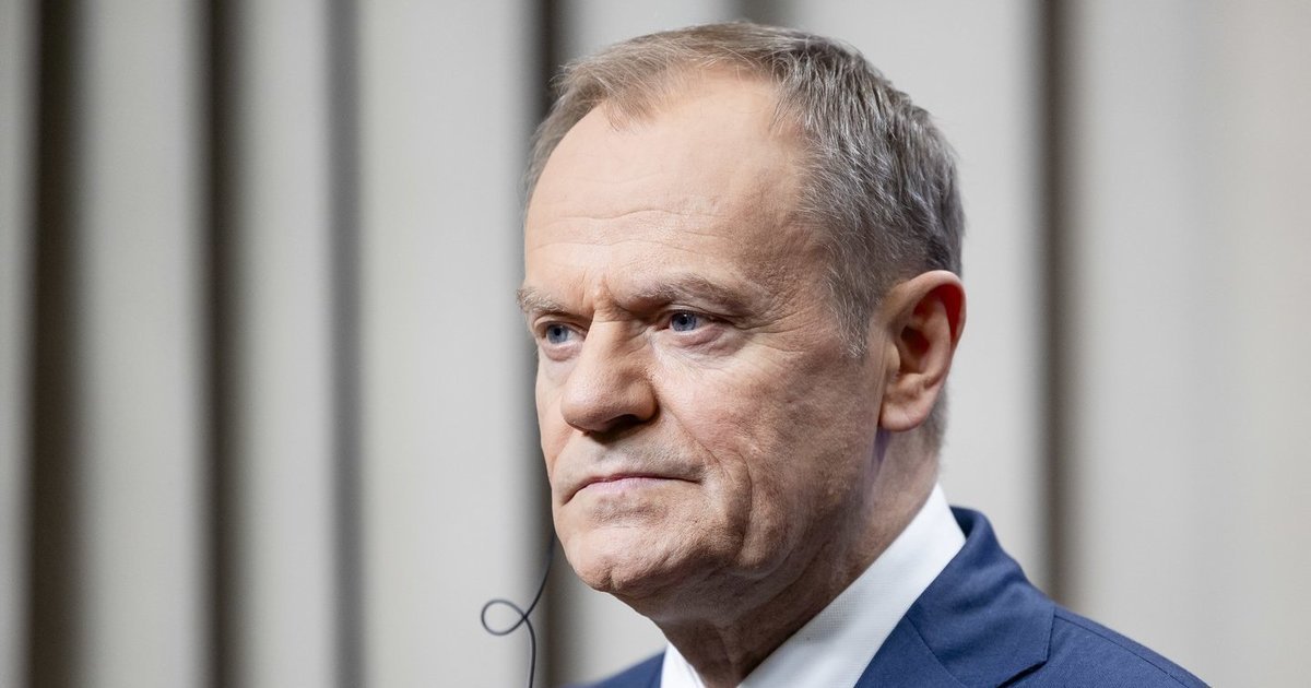 Grasinimai Lenkijos premjerui virto sulaikymu: pareigūnai įžvelgė realią išpuolio grėsmę