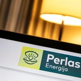 SMS apie baudą baigėsi skaudžiai: vienas paspaudimas vyrui kainavo daugiau nei 1000 eurų