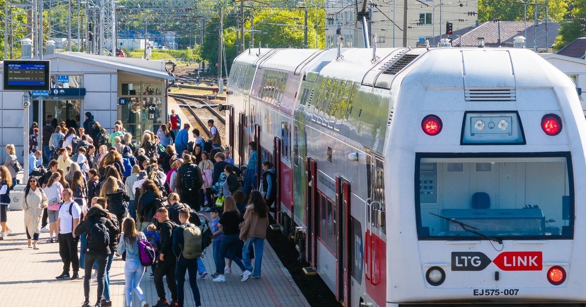 Traukinių bilietai tirpsta akimirksniu: paaiškėjo, iki kada galios 50 proc. nuolaida