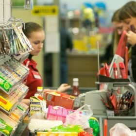 Darbdavių sprendimai kelia gėdą ministrei: kas nutinka pasibaigus paramai už įdarbintus žmones su negalia