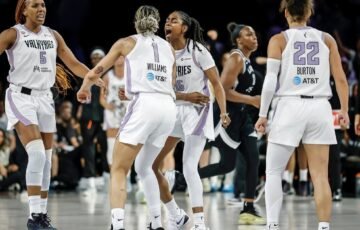 Jocytės „Valkyries“ sukūrė sensaciją: po pratęsimo žengė į WNBA finalą