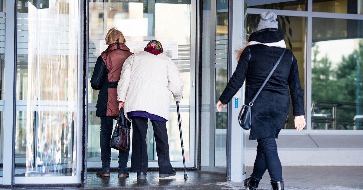 Priemokos uždraustos, bet pacientai vis dar moka: kur randamos naujos spragos