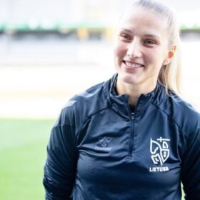 Pajūrį talžo stichinė audra: vėjo gūsiai sieks net 30 m/s