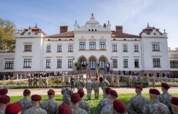 Rokiškyje išlydėti Lietuvos kariai: pusmečiui jungiasi prie NATO misijos Kosove