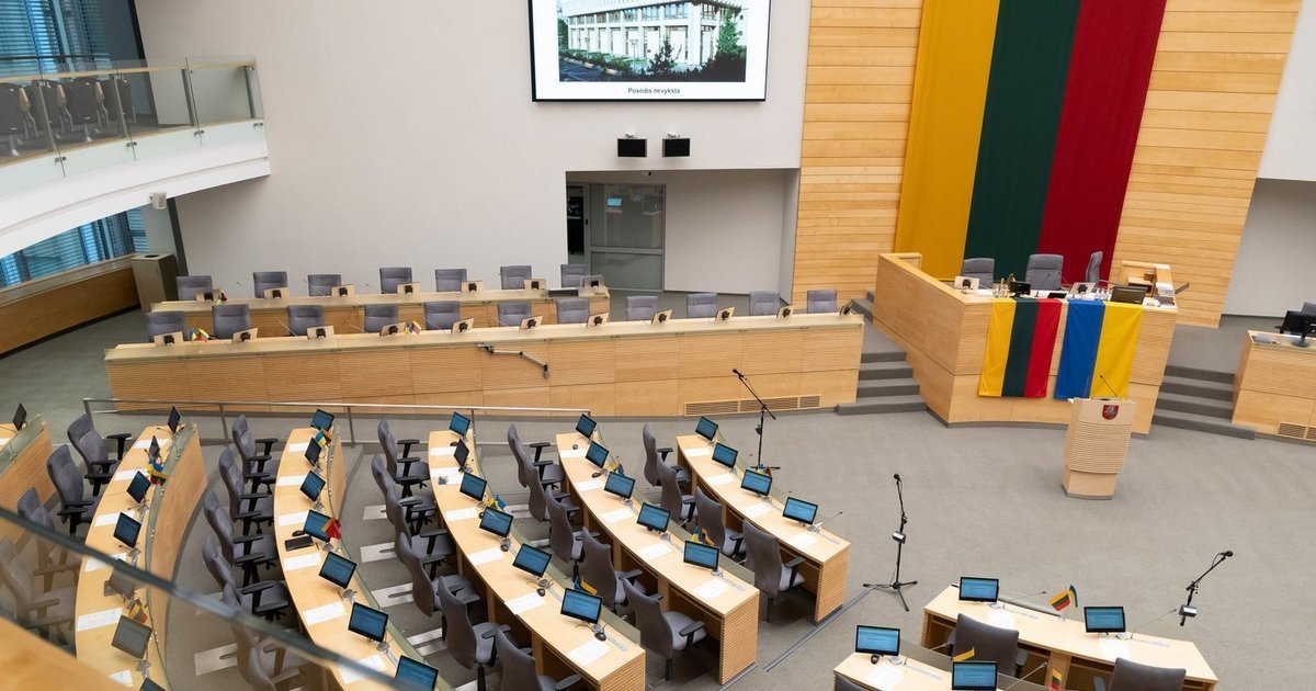 Seimas užkirto kelią politikams: A. Stulginskio žvaigždės einant pareigas negaus