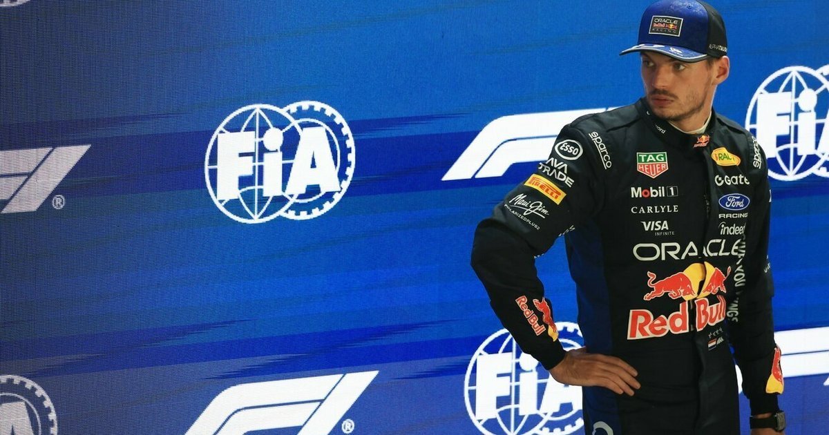 Ferrari“ sprendimas smogė Hamiltonui: Verstappenas Singapūre iškovojo pergalę