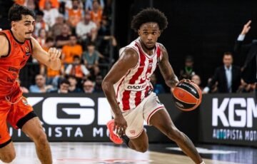 Olympiacos“ sukūrė Eurolygos stebuklą: ištrynė net 28 taškų „Valencia“ persvarą