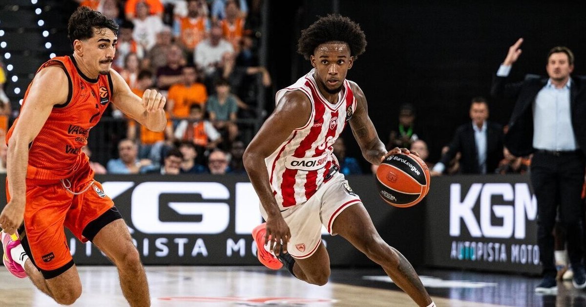 Olympiacos“ sukūrė Eurolygos stebuklą: ištrynė net 28 taškų „Valencia“ persvarą