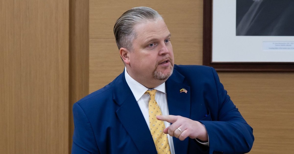 Naujas kelias gyventojų santaupoms: valstybė žada obligacijas net ir mažoms sumoms