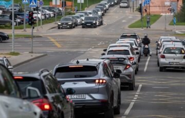 Vilniaus rytai virsta spūsčių spąstais: viena priežastis lemia didžiausią chaosą