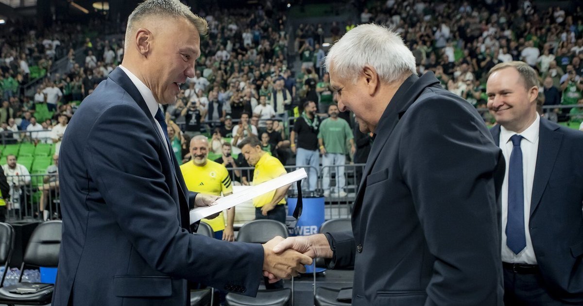 Jasikevičiaus „Fenerbahče“ neatsilaikė: Obradovičiaus komanda padovanojo pirmą nesėkmę
