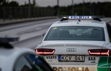 GPS seklys po buvusiosios automobiliu: teismas Juliui J. skyrė griežtus apribojimus