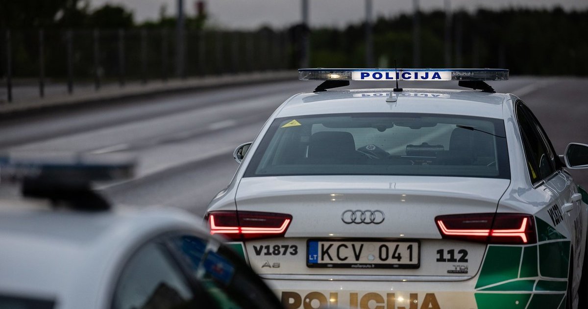 GPS seklys po buvusiosios automobiliu: teismas Juliui J. skyrė griežtus apribojimus