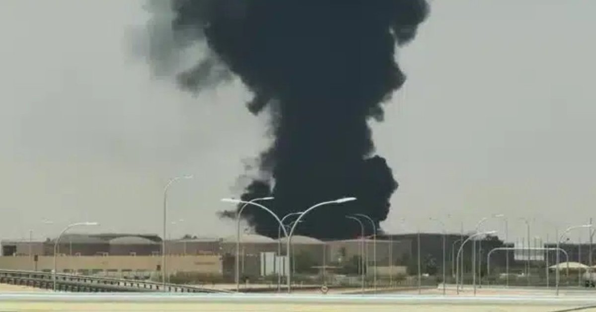 Smūgis Rijado oro uoste: raketa sužeidė dešimtis ir sustabdė visą veiklą