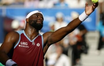 Filsas vėl parklupdė Tiafoe: Tokijuje jo laukia pavojingas ketvirtfinalio išbandymas