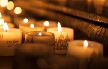 Medikų sraigtasparnio tragedija prie Los Andželo: du žuvo, vieno žmogaus vis dar ieškoma